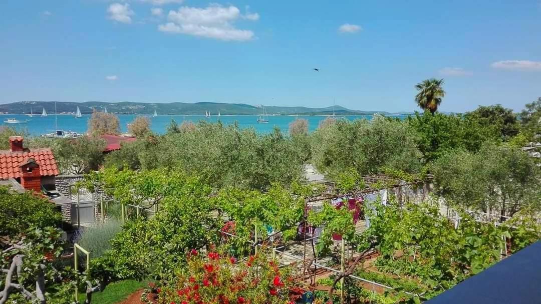 Beach Apartment Roza Biograd Oneroom - Premium Location Биоград-на-Мору Экстерьер фото